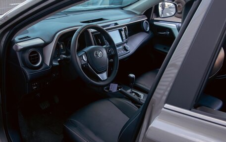 Toyota RAV4, 2019 год, 2 125 000 рублей, 9 фотография