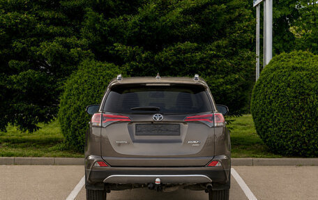 Toyota RAV4, 2019 год, 2 125 000 рублей, 5 фотография