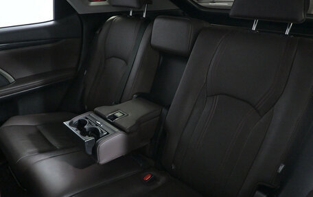 Lexus RX IV рестайлинг, 2022 год, 5 950 000 рублей, 13 фотография