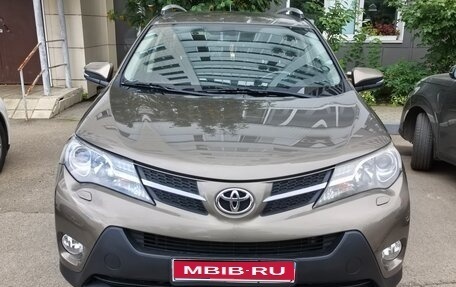 Toyota RAV4, 2015 год, 2 650 000 рублей, 1 фотография