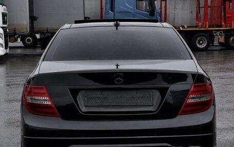 Mercedes-Benz C-Класс, 2012 год, 1 500 000 рублей, 3 фотография