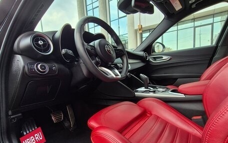 Alfa Romeo Giulia II, 2023 год, 4 349 000 рублей, 13 фотография