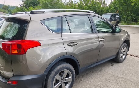 Toyota RAV4, 2015 год, 2 650 000 рублей, 5 фотография