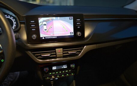 Skoda Rapid II, 2021 год, 2 050 000 рублей, 17 фотография