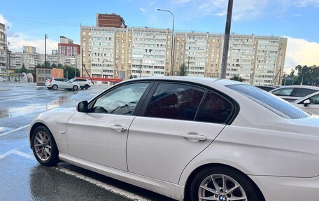 BMW 3 серия, 2010 год, 1 400 000 рублей, 6 фотография