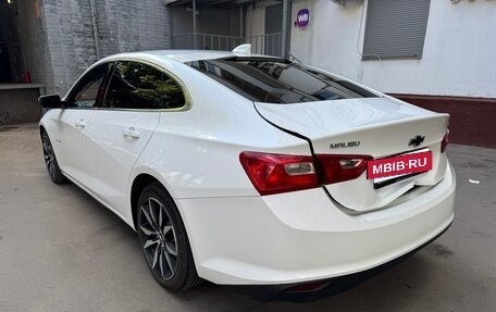 Chevrolet Malibu IX, 2017 год, 810 000 рублей, 7 фотография