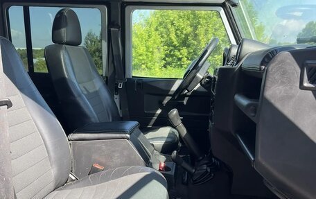 Land Rover Defender I, 2009 год, 2 400 000 рублей, 6 фотография