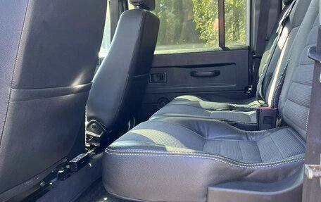 Land Rover Defender I, 2009 год, 2 400 000 рублей, 7 фотография