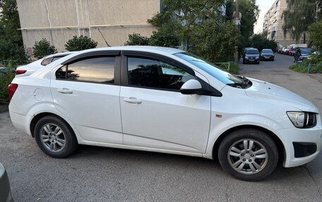 Chevrolet Aveo III, 2014 год, 500 000 рублей, 2 фотография