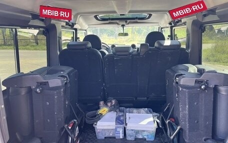 Land Rover Defender I, 2009 год, 2 400 000 рублей, 8 фотография