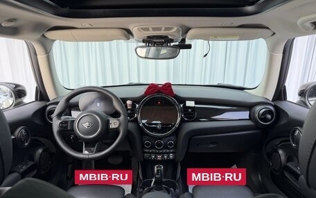 MINI Hatch, 2022 год, 2 350 000 рублей, 7 фотография