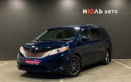Toyota Sienna III, 2011 год, 1 990 000 рублей, 1 фотография