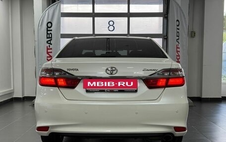 Toyota Camry, 2015 год, 1 850 000 рублей, 8 фотография