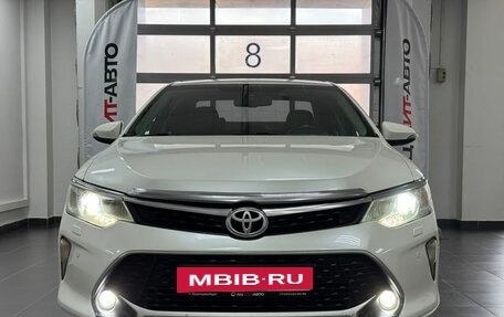 Toyota Camry, 2015 год, 1 850 000 рублей, 4 фотография