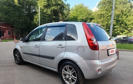 Ford Fiesta, 2007 год, 390 000 рублей, 3 фотография