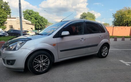 Ford Fiesta, 2007 год, 390 000 рублей, 2 фотография