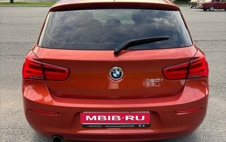 BMW 1 серия, 2017 год, 1 800 000 рублей, 10 фотография