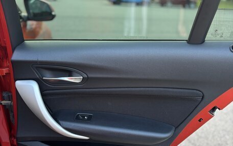 BMW 1 серия, 2017 год, 1 800 000 рублей, 15 фотография