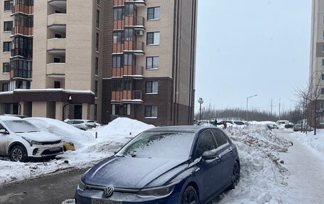 Volkswagen Golf VIII, 2020 год, 2 620 000 рублей, 21 фотография