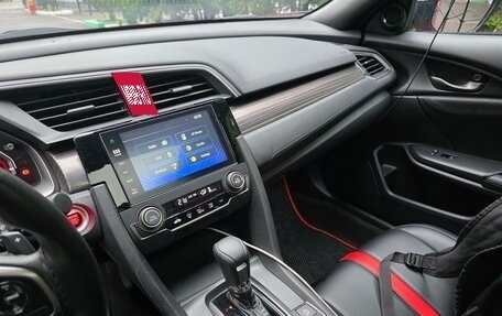 Honda Civic IX, 2020 год, 1 750 000 рублей, 13 фотография