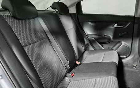KIA Rio IV, 2018 год, 1 070 000 рублей, 12 фотография