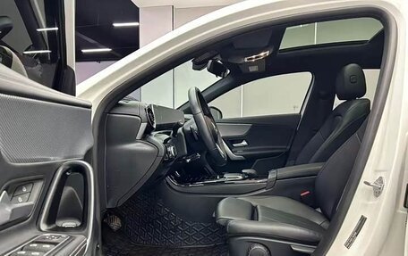 Mercedes-Benz A-Класс, 2022 год, 2 180 000 рублей, 21 фотография