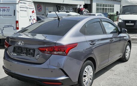 Hyundai Solaris II рестайлинг, 2021 год, 1 470 000 рублей, 3 фотография