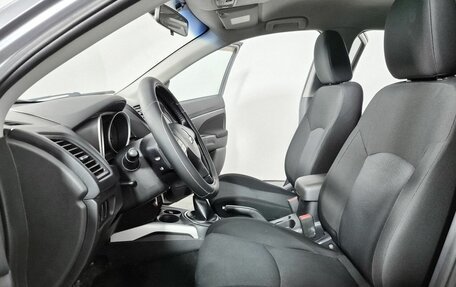 Mitsubishi ASX I рестайлинг, 2012 год, 896 000 рублей, 10 фотография