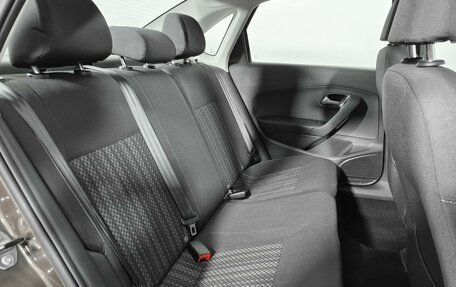 Volkswagen Polo VI (EU Market), 2015 год, 989 000 рублей, 13 фотография