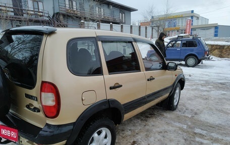 Chevrolet Niva I рестайлинг, 2004 год, 193 000 рублей, 2 фотография