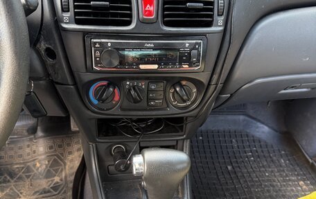 Nissan Almera, 2005 год, 350 000 рублей, 17 фотография