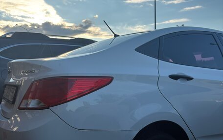 Hyundai Solaris II рестайлинг, 2015 год, 650 000 рублей, 5 фотография