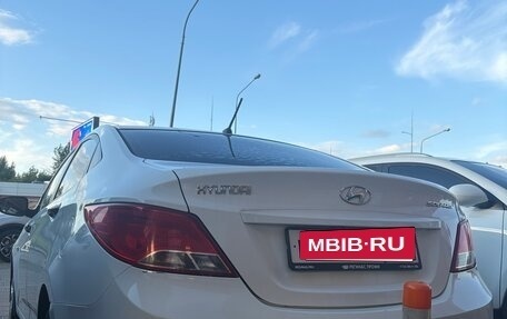 Hyundai Solaris II рестайлинг, 2015 год, 650 000 рублей, 4 фотография