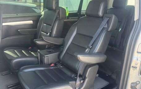 Peugeot Traveller I, 2021 год, 3 150 000 рублей, 4 фотография