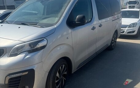 Peugeot Traveller I, 2021 год, 3 150 000 рублей, 2 фотография