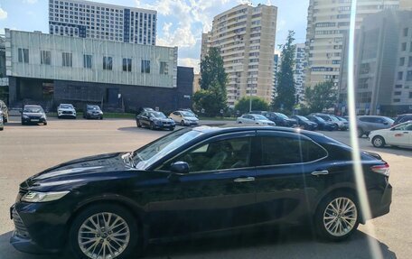 Toyota Camry, 2019 год, 2 800 000 рублей, 2 фотография