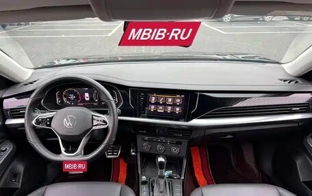 Volkswagen Passat B8 рестайлинг, 2023 год, 1 452 000 рублей, 11 фотография