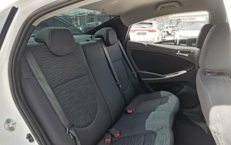 Hyundai Solaris II рестайлинг, 2015 год, 980 000 рублей, 7 фотография