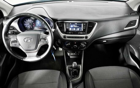Hyundai Solaris II рестайлинг, 2018 год, 1 190 000 рублей, 14 фотография