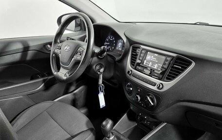 Hyundai Solaris II рестайлинг, 2018 год, 1 190 000 рублей, 17 фотография