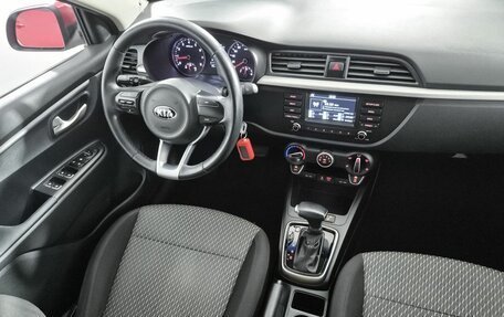 KIA Rio IV, 2017 год, 1 240 000 рублей, 20 фотография