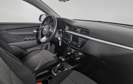 KIA Rio IV, 2020 год, 1 610 000 рублей, 20 фотография