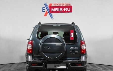 Chevrolet Niva I рестайлинг, 2018 год, 830 000 рублей, 6 фотография