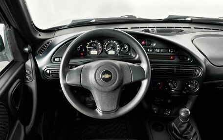Chevrolet Niva I рестайлинг, 2018 год, 830 000 рублей, 15 фотография