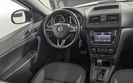 Skoda Yeti I рестайлинг, 2017 год, 1 503 000 рублей, 14 фотография