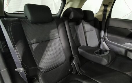 Mitsubishi Outlander III рестайлинг 3, 2019 год, 1 535 150 рублей, 15 фотография