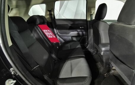 Mitsubishi Outlander III рестайлинг 3, 2019 год, 1 535 150 рублей, 14 фотография
