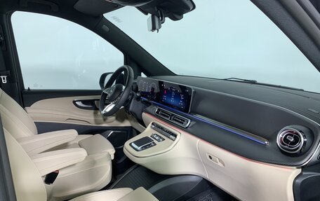 Mercedes-Benz V-Класс, 2024 год, 15 100 000 рублей, 23 фотография