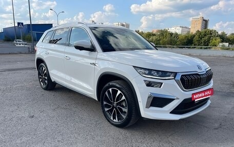 Skoda Kodiaq I, 2023 год, 4 200 000 рублей, 5 фотография