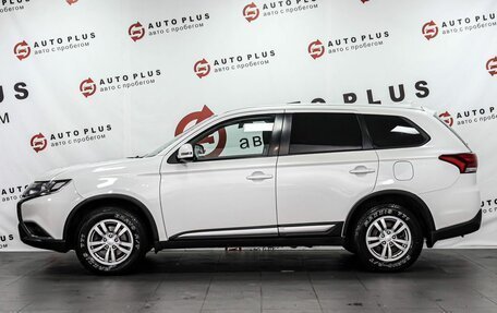 Mitsubishi Outlander III рестайлинг 3, 2019 год, 1 979 000 рублей, 6 фотография